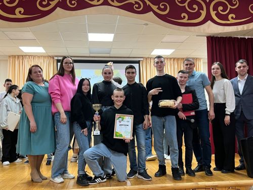 В Дрожжановском районе, прошел районный этап татарского фестиваля КВН «Әйдә шаяРТ»