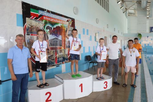 В Дрожжановском районе РТ прошли соревнования по плаванию