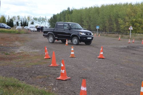 Дрожжановские пенсионеры сразились в конкурсе водительского мастерства «Автобабай — 2024»