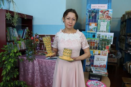 Чүпрәле районы Городище авылында яшәүче Татьяна Чугунова матурлык тудыра