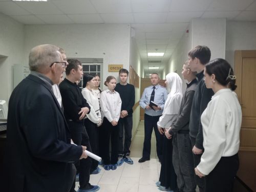 Учащиеся Стародрожжановской СОШ №1 побывали в гостях у полицейских