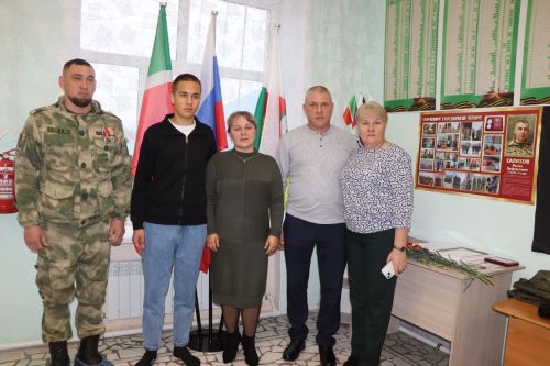 В Старокакерлинской школе Дрожжановского района РТ открыли уголок памяти участнику СВО