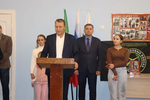 В селе Татарская Бездна Дрожжановского РТ почтили память героя СВО