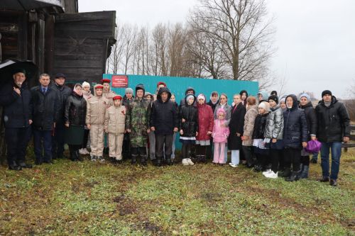 В селе Татарская Бездна Дрожжановского РТ почтили память героя СВО