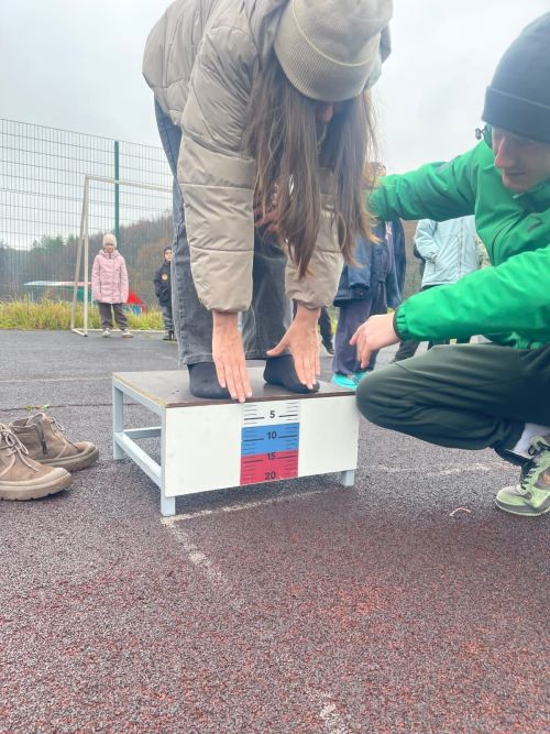 В лагере «Чайка» отдыхающие дети выполнили нормативы комплекса ГТО
