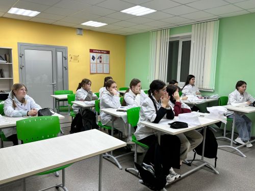 Дрожжановские школьники осваивают профессии оператора дронов и кондитера