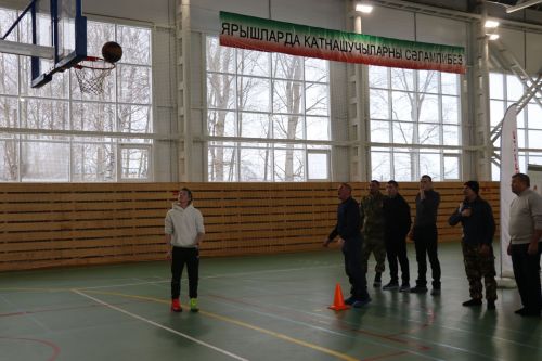 Спортивный праздник ко Дню Героев Отечества прошел в Дрожжановском районе