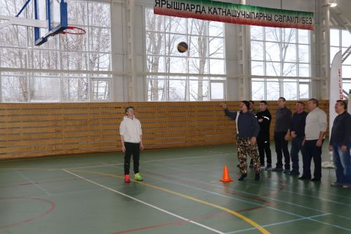 Спортивный праздник ко Дню Героев Отечества прошел в Дрожжановском районе