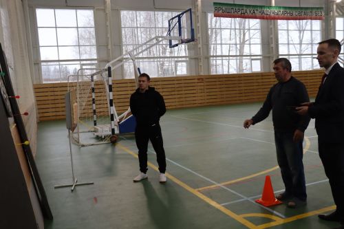 Спортивный праздник ко Дню Героев Отечества прошел в Дрожжановском районе