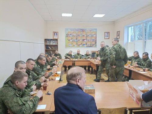 Делегация Дрожжановского района посетила подшефную воинскую часть в Московской области