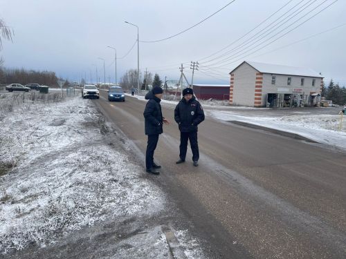 Прокуратура и ГИБДД проверили безопасность дорожного движения в Дрожжановском районе
