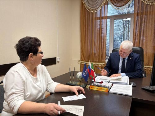 Руководители Дрожжановского района РТ поддержали льготную подписку на газеты «Туган як» и «Таван ен»