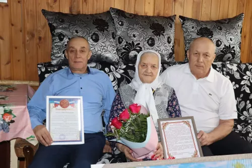 Жительница села Алешкин-Саплык Дрожжановского района РТ отметила 90-летний юбилей