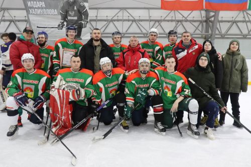 В Дрожжаном прошёл межрайонный турнир по хоккею с шайбой памяти Ильдара Халиуллова