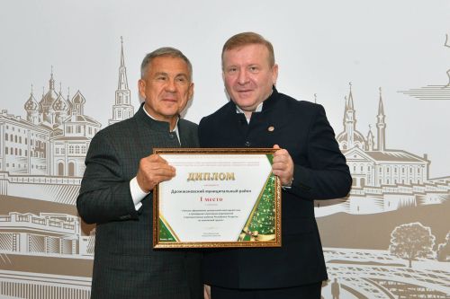 В конкурсе среди муниципалитетов на лучшее новогоднее оформление Дрожжановский район РТ занял 1 место