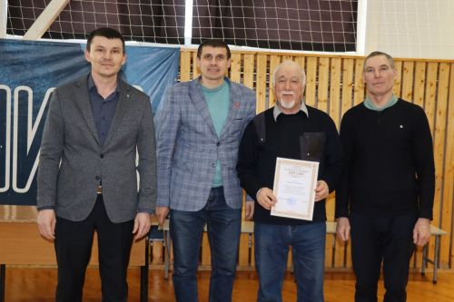 В Дрожжаном прошел муниципальный этап Чемпионата школьной волейбольной лиги среди команд юношей