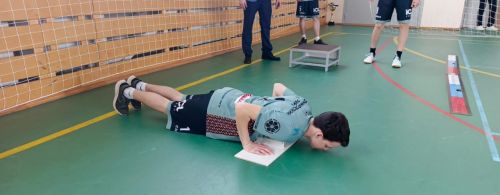 В Дрожжаном прошел муниципальный этап Чемпионата школьной волейбольной лиги среди команд юношей