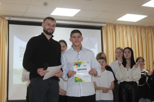 Дрожжановская молодежь приняла участие в районном этапе Татарской Лиги КВН “Әйдә, ШаяРТ!”