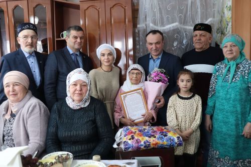 Жительница Дрожжановского района Назиря Шарафутдинова дважды совершила хадж