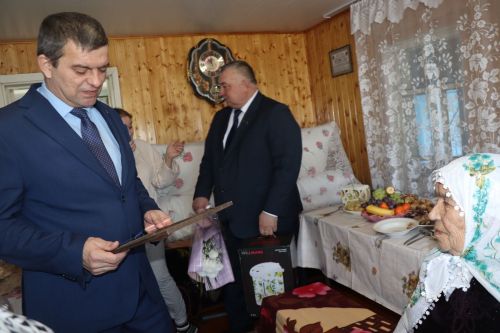В первый день весны жительницу села Новые Какерли Дрожжановского района РТ Минибану Махмутову поздравили с юбилеем