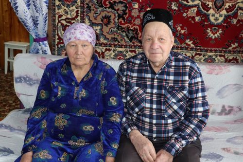 Яшьтән үк тимер-томыр арасында йөреп үскән Мөкатдәм Айсин 28 ел трактора эшли