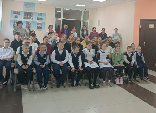 Автоинспекторы Дрожжановского района проводят уроки безопасности для школьников