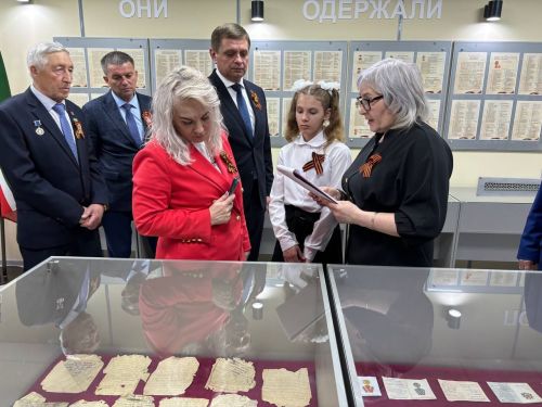 Музей боевой и трудовой славы открылся в селе Алешкин-Саплык Дрожжановского района РТ к 80-летию Победы