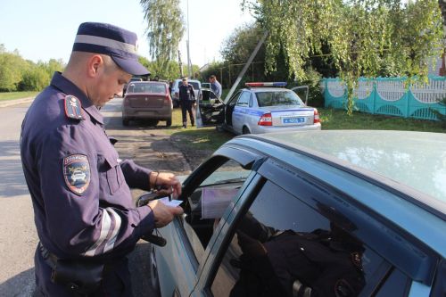 Госдума ужесточила наказание за неподчинение требованию полиции об остановке