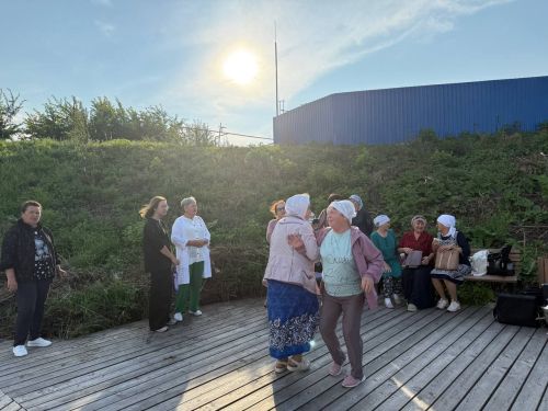 «В гостях у самовара»: пенсионеры Дрожжановского района устроили душевные посиделки