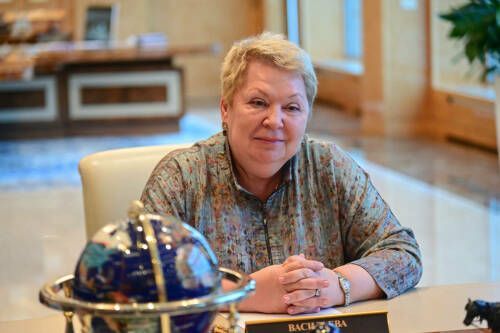 «Язык матери — твой родной язык»: Ольга Васильева о важности сохранения языкового наследия