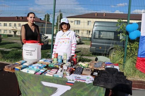 Фестиваль «Маленький тыл – большая Победа» объединил дрожжановцев в День Государственного флага