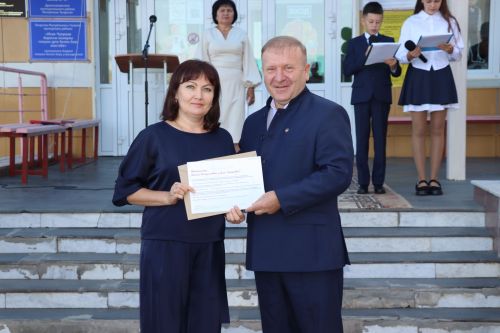 В Стародрожжановской школе №1 прозвенел первый звонок