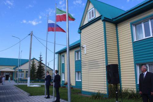 В «Дрожжановском техникуме отраслевых технологий» прозвенел первый звонок