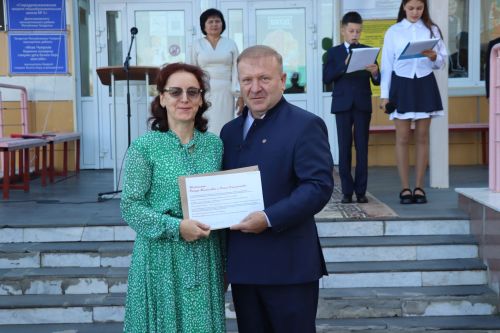 В Стародрожжановской школе №1 прозвенел первый звонок