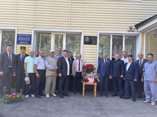 В Большецильнинской школе  открыли доску памяти в честь Роберта Закирова