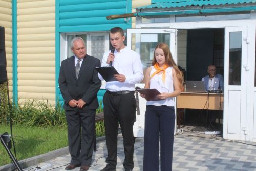 В «Дрожжановском техникуме отраслевых технологий» прозвенел первый звонок