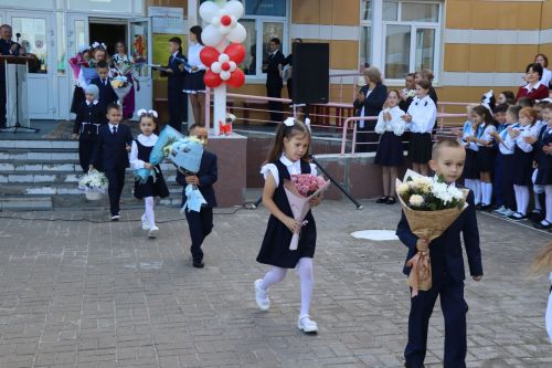 В Стародрожжановской школе №1 прозвенел первый звонок