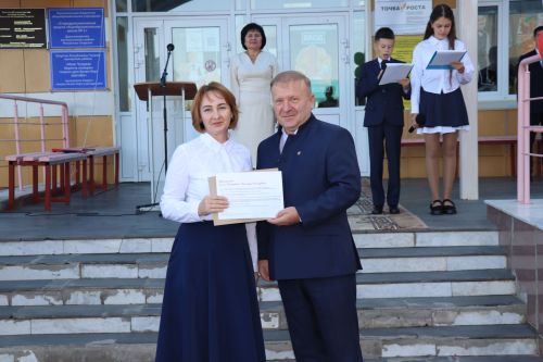 В Стародрожжановской школе №1 прозвенел первый звонок
