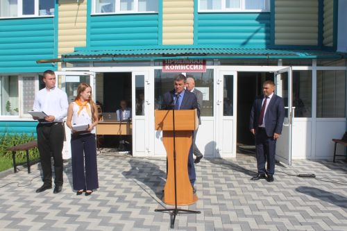 В «Дрожжановском техникуме отраслевых технологий» прозвенел первый звонок