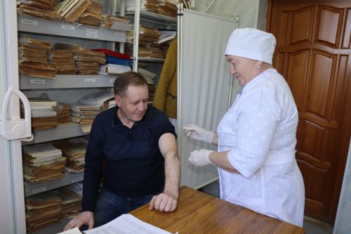 Чүпрәледә гриппка каршы вакцина ясату дәвам итә