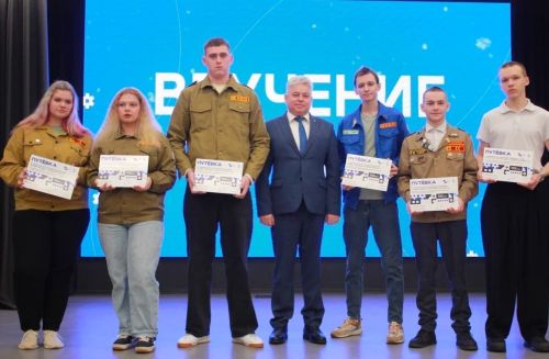 Студенты из Дрожжановского района встали к конвейерам «КАМАЗа»