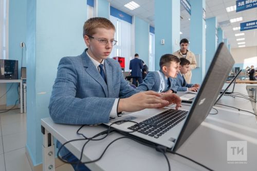 Онлайн-уроки по финансовой грамотности 2026: Новый урок про дропперов и профориентация