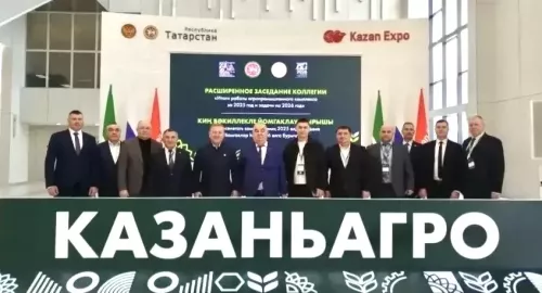 Исполнительный директор ООО «Дрожжаное Рассвет Агро» Алексей Копанев получил Благодарность Раиса РТ
