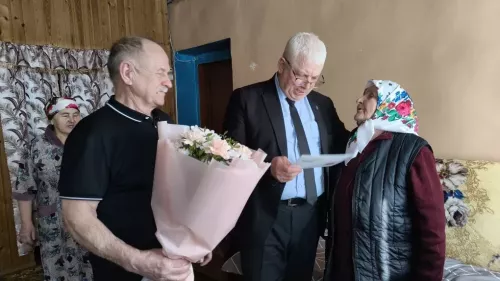 В Дрожжановском районе чествовали двух долгожительниц