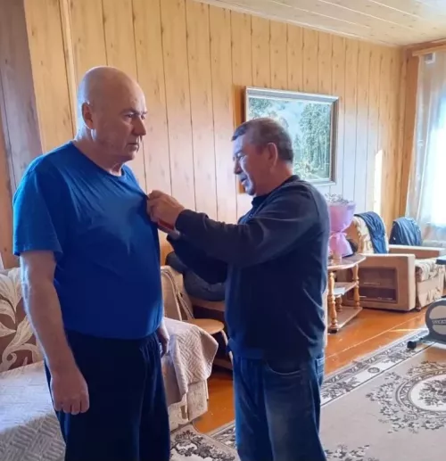 В канун Дня защитника Отечества дрожжановские ветераны чествовали своего боевого товарища