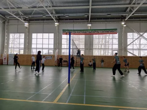 Турнир по волейболу памяти легендарного тренера Саяра Абязова прошел в Дрожжановском районе
