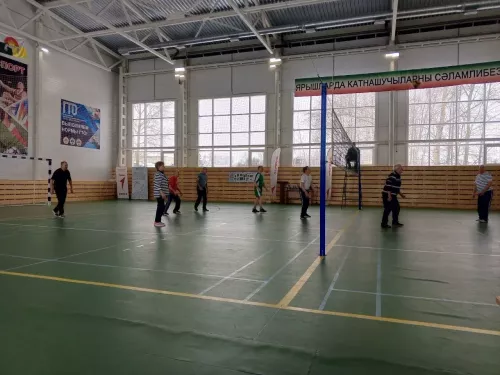 Турнир по волейболу памяти легендарного тренера Саяра Абязова прошел в Дрожжановском районе