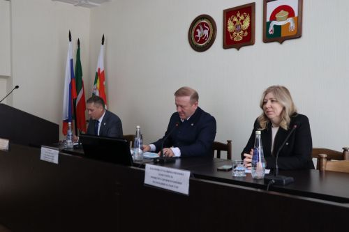 В Дрожжановском районе подвели итоги работы системы здравоохранения за 2025 год