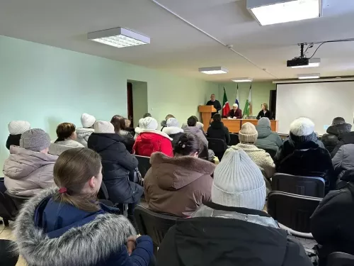 В Дрожжановском техникуме обсудили борьбу с наркоманией и экстремизмом среди молодежи