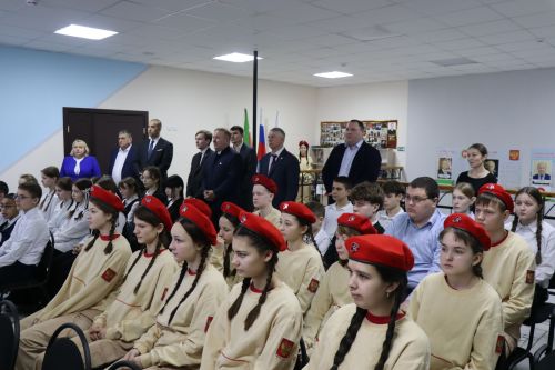 Герой России Расим Баксиков посетил Дрожжановский район с рабочим визитом